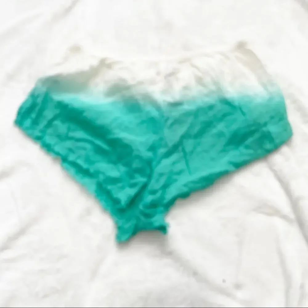 Aerie green white Ombre shorts sleepwear size medium NWT